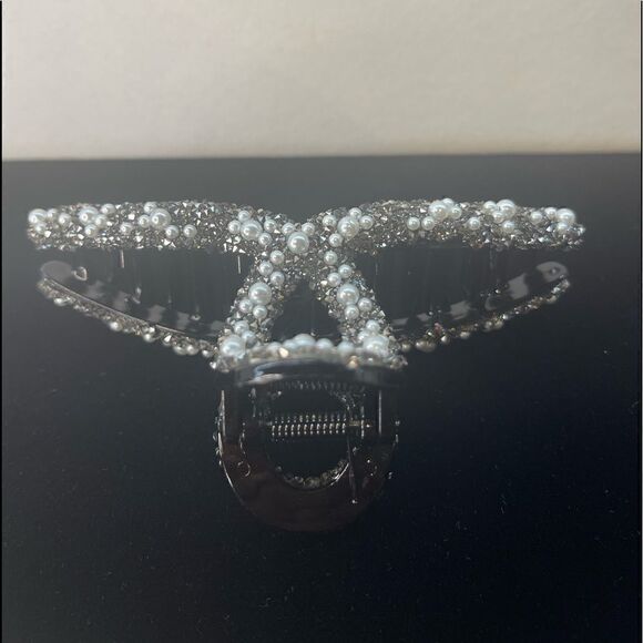 💞Black Large Pearl Jaw Hair Clips - Picture 4 of 6